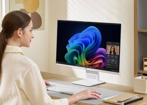 PCs para todos los públicos y hasta una tablet: así son los nuevos V700 Mini Tower, V200/400 AiO y la Asus Pad