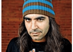 Entrevista a Chema Alonso: "Todo lo que pongas en Facebook, asume que un día será público"