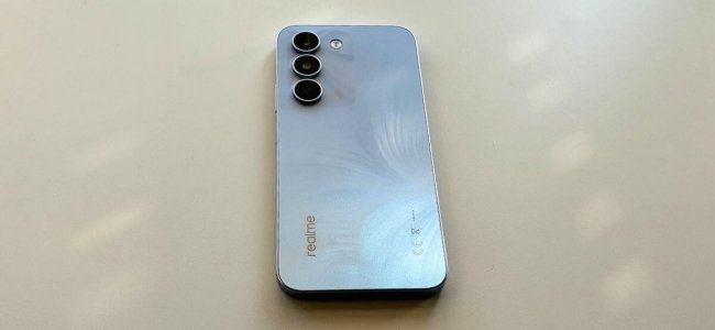 Review: Realme C100 5G viene con una super batería de 6.600 mAh y con un diseño que le distingue de todos