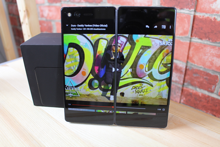 Imagen - Review: ZTE Axon M, el primer smartphone plegable tiene sus luces y sus sombras