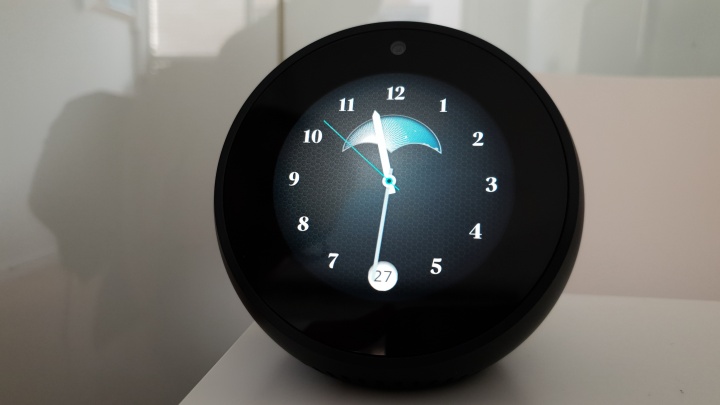 Imagen - Review: Amazon Echo Spot, el tándem de asistente virtual con pantalla que funciona