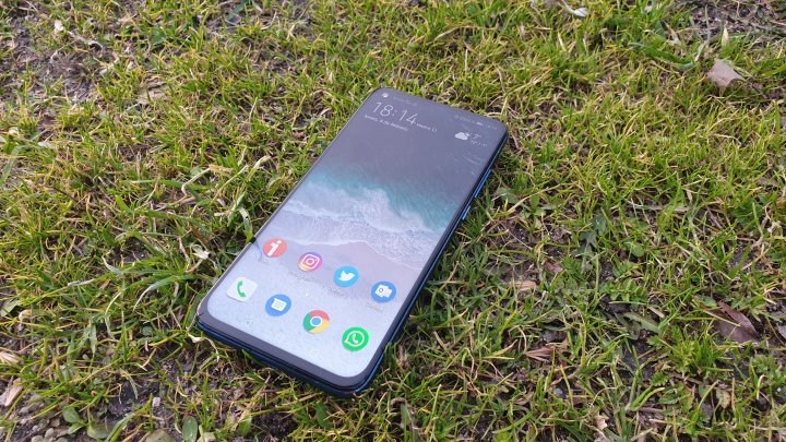 Imagen - Review: Honor View 20, fotos de 48 megapíxeles y cámara selfie incrustada en pantalla