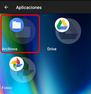 Imagen - Cómo poner un gorrito navideño al icono de WhatsApp