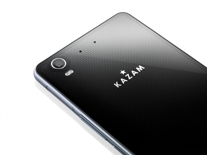 Imagen - Kazam presenta el Kazam Tornado 455L en el MWC 2015