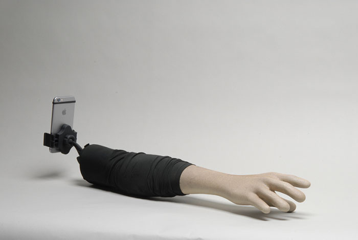 Imagen - El brazo-selfie, el palo selfie para solteros