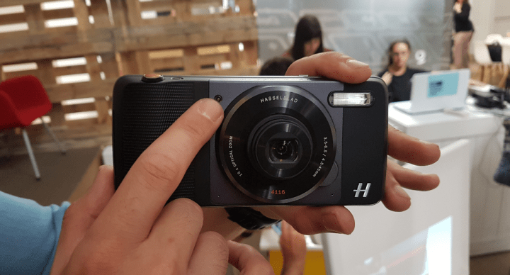 Imagen - Moto Z Play llega a Espa&ntilde;a con el Hasselblad True Zoom