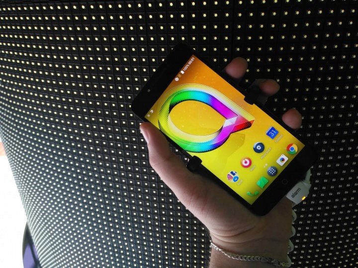 Imagen - Alcatel presenta los nuevos A5 LED, A3 y U5