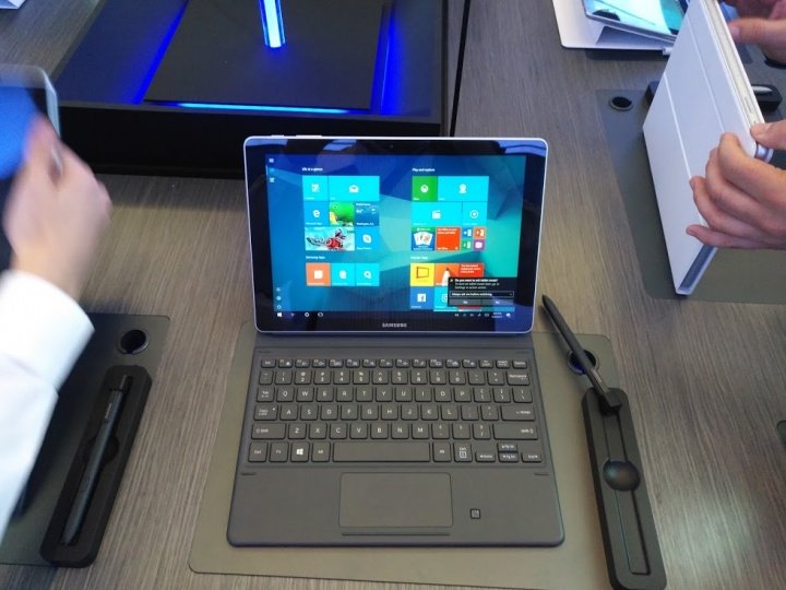 Imagen - Samsung presenta Galaxy Book, un híbrido con Windows 10