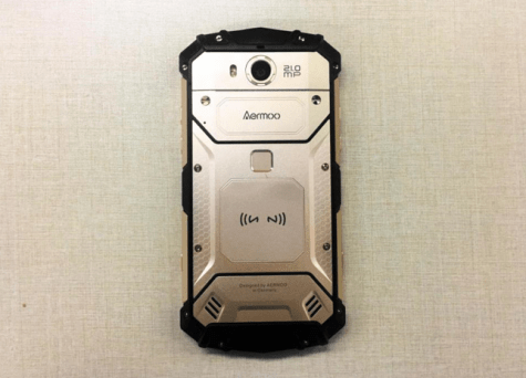 Imagen - Aermoo M1 demuestra c&oacute;mo se crea un smartphone resistente al agua y a las ca&iacute;das