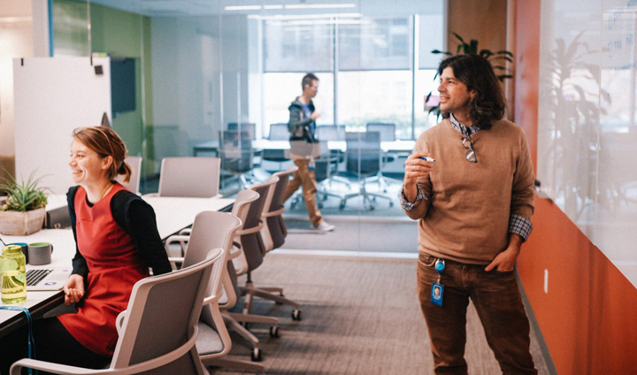 Imagen - Twitter detalla con imágenes la función de guardar tweets para leer más tarde