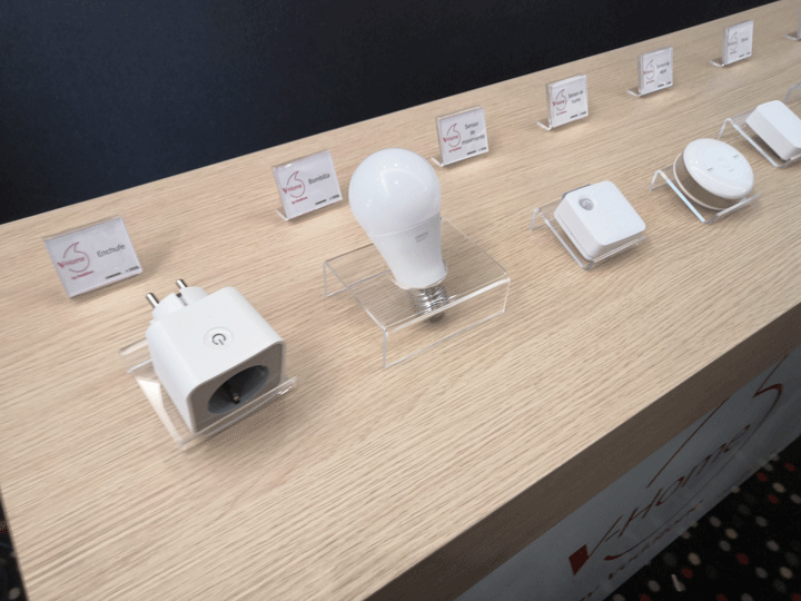 Imagen - V-Home by Vodafone trae a España el hogar inteligente de Samsung SmartThings
