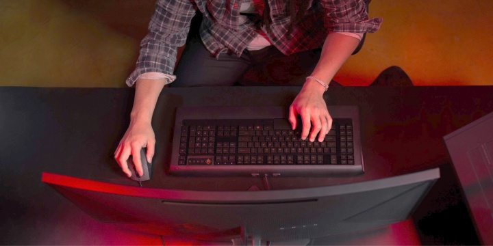 Imagen - Monitores curvos, &iquest;c&oacute;mo mejoran la experiencia de juego?