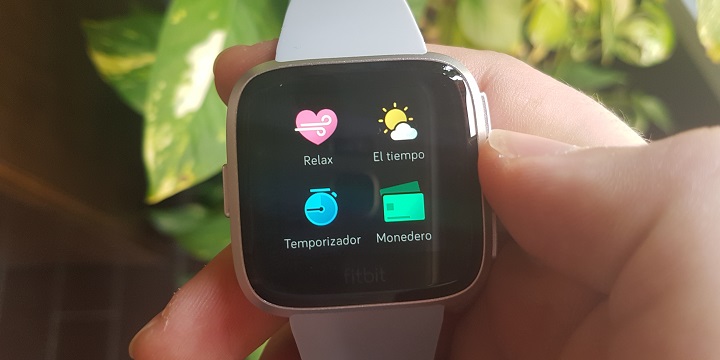 Imagen - Review: Fitbit Versa, un smartwatch deportivo con un buen diseño