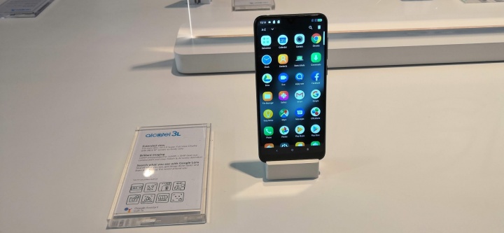 Imagen - Alcatel 3, 3L y 1S, pantallas Full View en una gama de m&oacute;viles asequibles