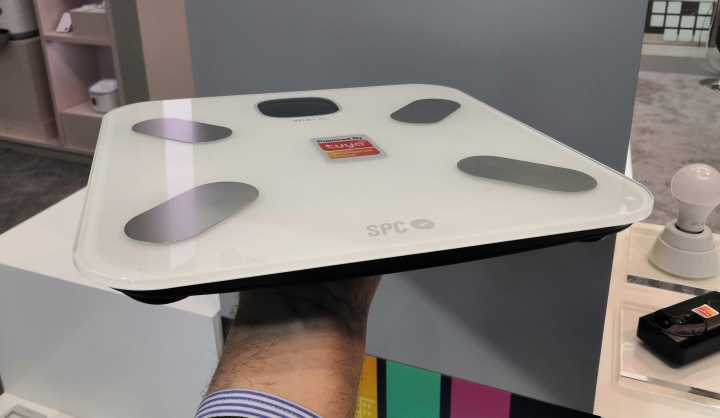 Imagen - SPC Atenea Fit,  la báscula WiFi que sincroniza tus datos con el móvil