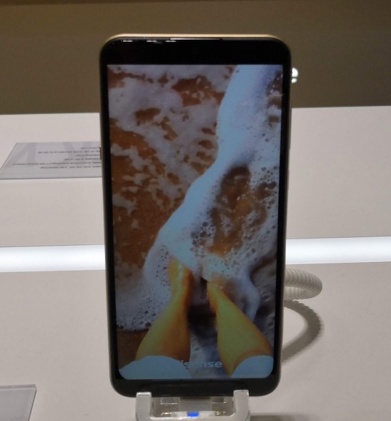 Imagen - Hisense Infinity H30, Rock V y Rock V Pro son los nuevos m&oacute;viles presentados en el MWC19