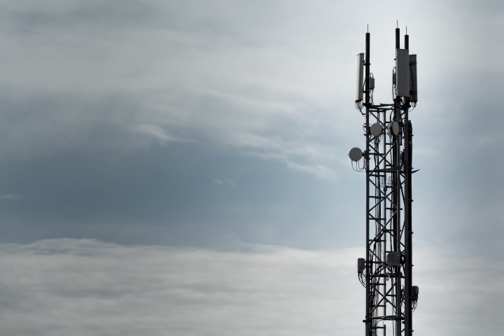 Imagen - Vodafone y Orange compartirán antenas de móvil e instalaciones fibra en muchas ciudades