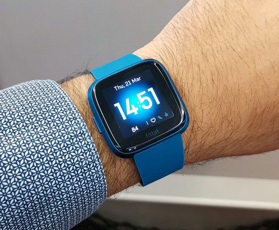 Imagen - Review: Fitbit Versa Lite Edition, el smartwatch m&aacute;s deportista del momento