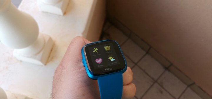 Imagen - Review: Fitbit Versa Lite Edition, el smartwatch m&aacute;s deportista del momento