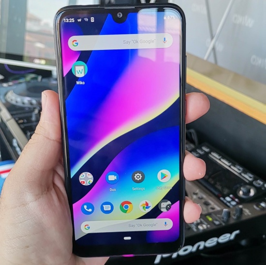 Imagen - Wiko View 3 y View 3 Pro llega a Espa&ntilde;a: triple c&aacute;mara, mini notch y bater&iacute;a de 4.000 mAh