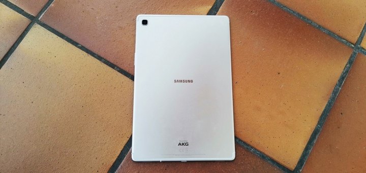Imagen - Review: Samsung Galaxy Tab S5e LTE, ligereza extrema con pantalla Super AMOLED