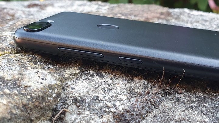Imagen - Review: Alcatel 1S, un teléfono de otra época por diseño y precio