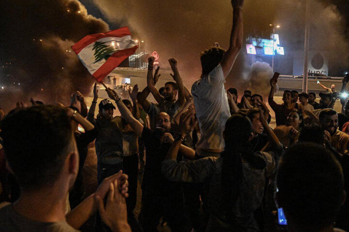 Imagen - Primer gobierno que quiere cobrar el uso de WhatsApp y se desata una manifestaci&oacute;n