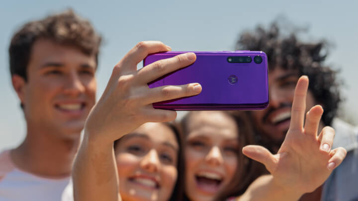 Imagen - Motorola One Macro, triple c&aacute;mara con modo macro para fotos a objetos muy cercanos