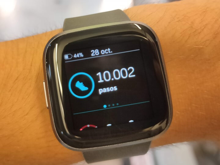 Imagen - Review: Fitbit Versa 2, el smartwatch para deportistas con Alexa como protagonista