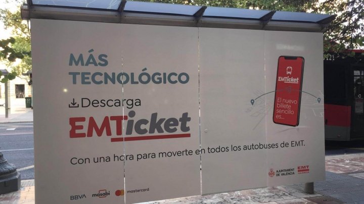 Imagen - Valencia ya permite pagar el transporte público con el móvil