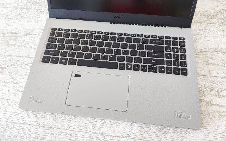 Imagen - Acer Aspire Vero, análisis con opinión y precio
