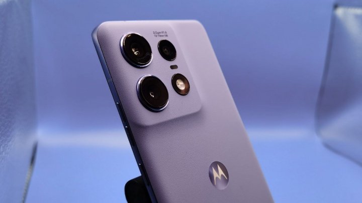 Imagen - 10 teléfonos para regalar el Día de la Madre en 2025
