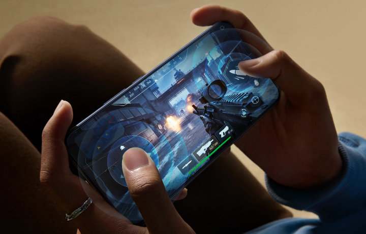 Imagen - realme 14 Pro+: el primer flash triple del mundo en un m&oacute;vil que cambia de color