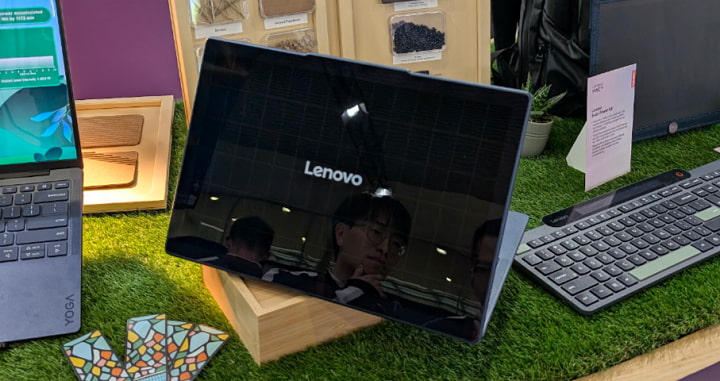 Imagen - Lenovo Yoga Solar PC: un revolucionario portátil conceptual alimentado por el sol