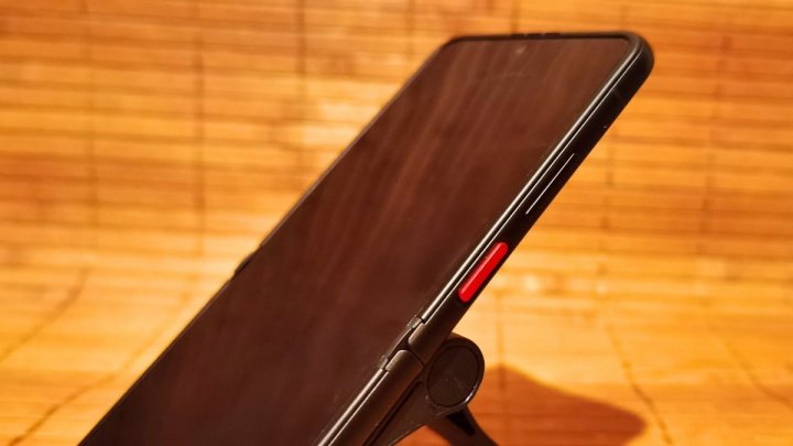 Imagen - Review: Nubia Flip 2 5G, análisis con opinión y precio
