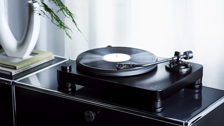Imagen - Audio-Technica AT-LP7X: as&iacute; es el giradiscos manual de estilo retro para los audi&oacute;filos