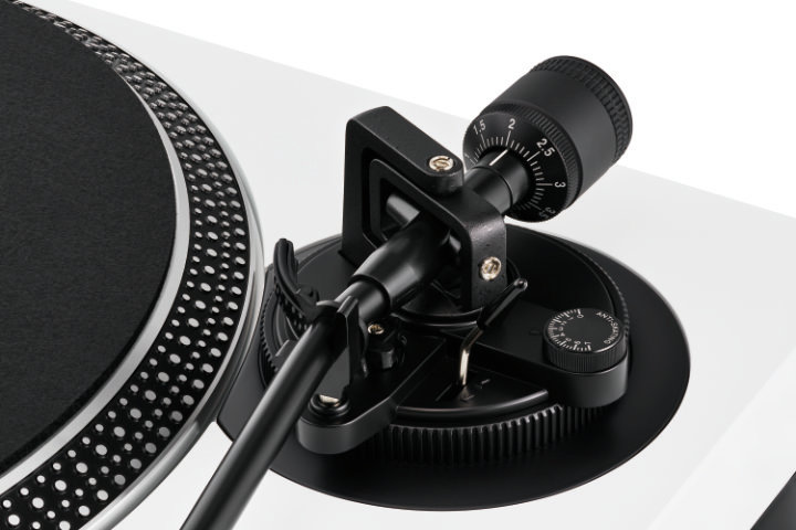 Imagen - El giradiscos Audio-Technica AT-LP120XBT-USB ahora tambi&eacute;n disponible en blanco por 399 &euro;