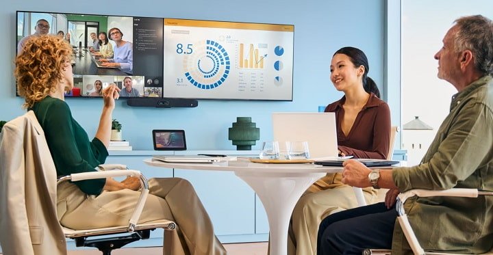 Imagen - HP Poly Mission 400/600/800 y Poly Studio V12 : auriculares y barra de v&iacute;deo empresarial