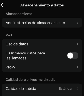 Imagen - Cambiar de c&aacute;mara en una videollamada de WhatsApp no funciona: posibles soluciones