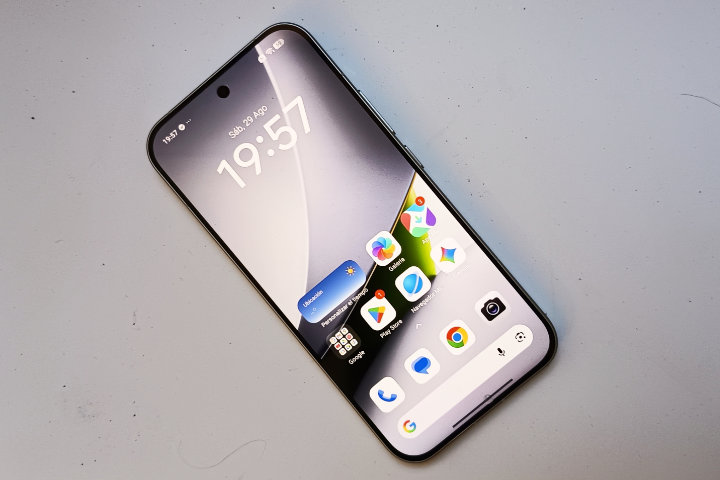 Imagen - Comparativa: iPhone 17e vs Poco F9 Pro, &iquest;cu&aacute;l es la compra inteligente con 700 &euro;?